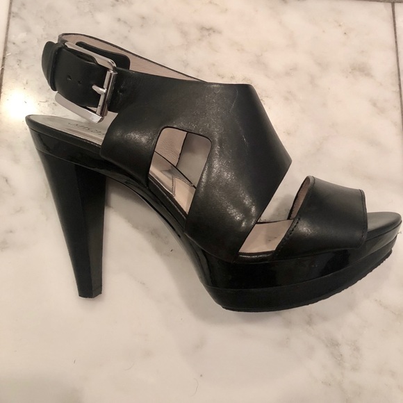 MICHAEL Michael Kors, Carla Platform Sandals - Picture 3 of 7